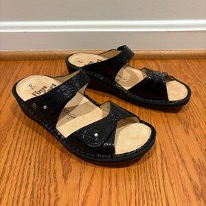 Finn Comfort Women's Catalina‎ Black Patent Sandals Size EU 37 US 6-6.5